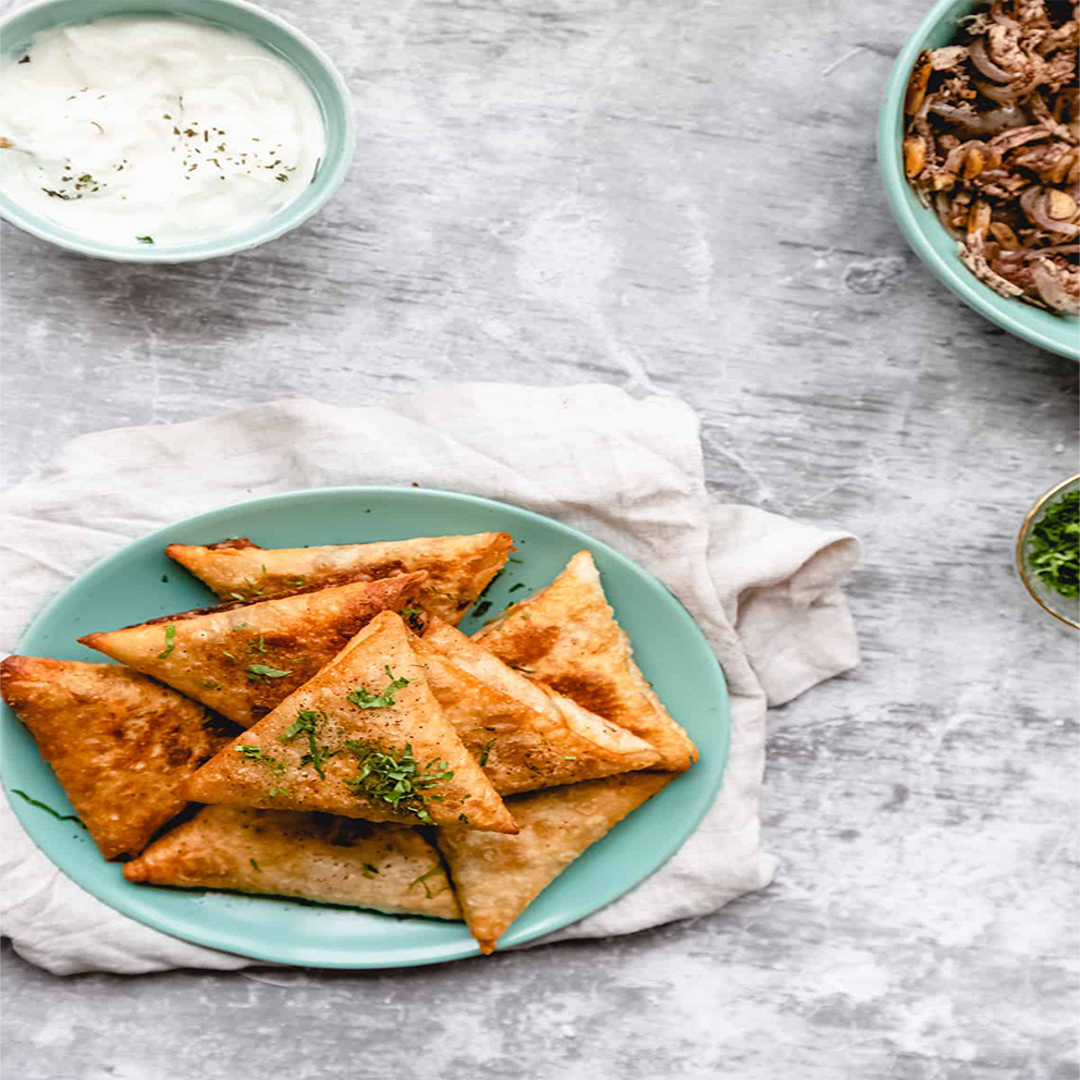 sambousak with beef (patti) سمبوسك باللحم (رقائق ملفوفة)