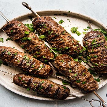 Grilled beef kofta كفتة لحم مشوية